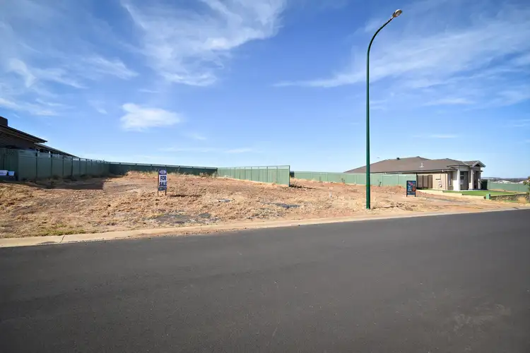 15 Pelagic Court, Dubbo NSW 2830