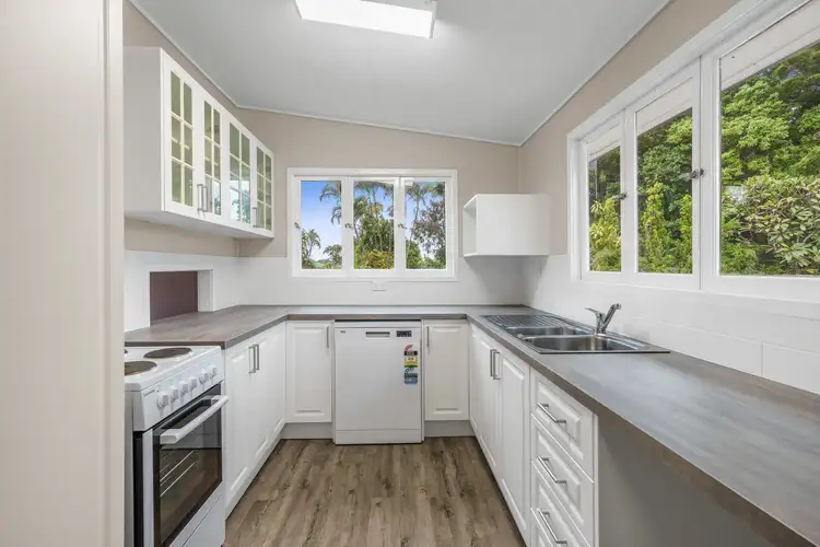 Fifth view of Homely house listing, 302b Preston Road, Wynnum West QLD 4178