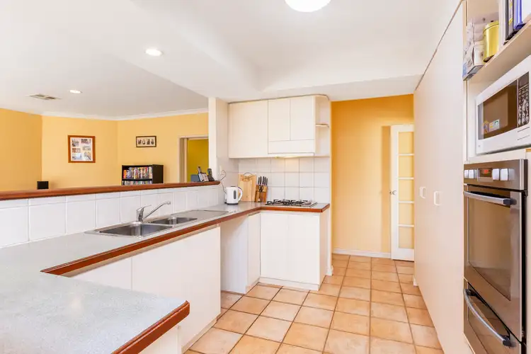 Seventh view of Homely villa listing, 3/15 Forward Street, Manning WA 6152