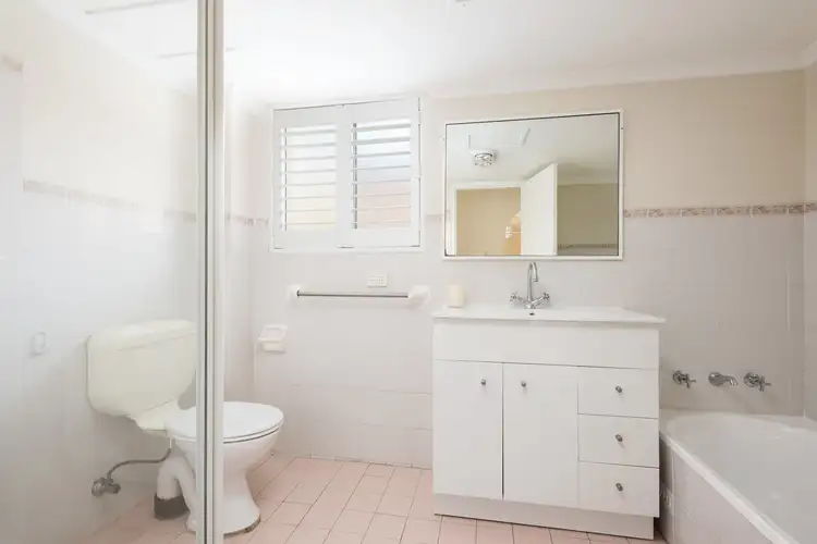 Sixth view of Homely unit listing, 8/522-528 President Avenue, Sutherland NSW 2232