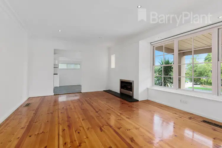 Third view of Homely house listing, 2 Bradstreet Road, Mount Waverley VIC 3149