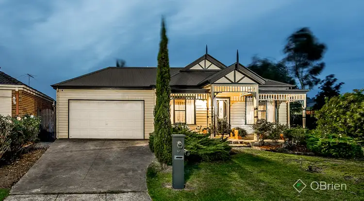 10 Darcy Niland Crescent, Lynbrook VIC 3975