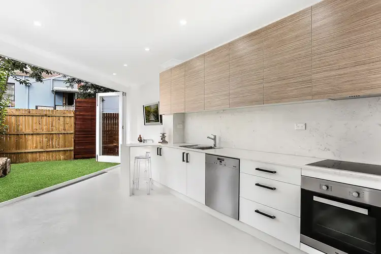 3 Weedon Avenue