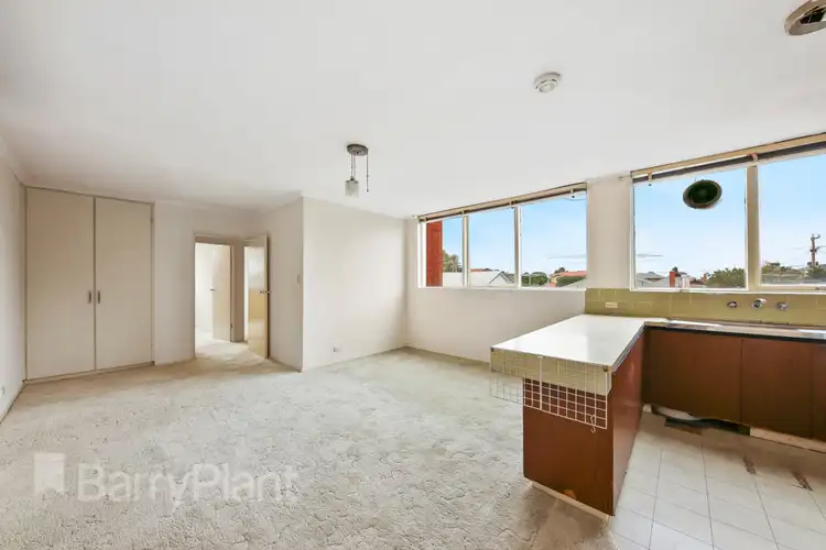 Third view of Homely unit listing, 31/12 Percy Street, St Albans VIC 3021