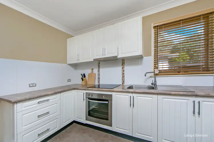 4 Roebuck Crescent, Willmot NSW 2770