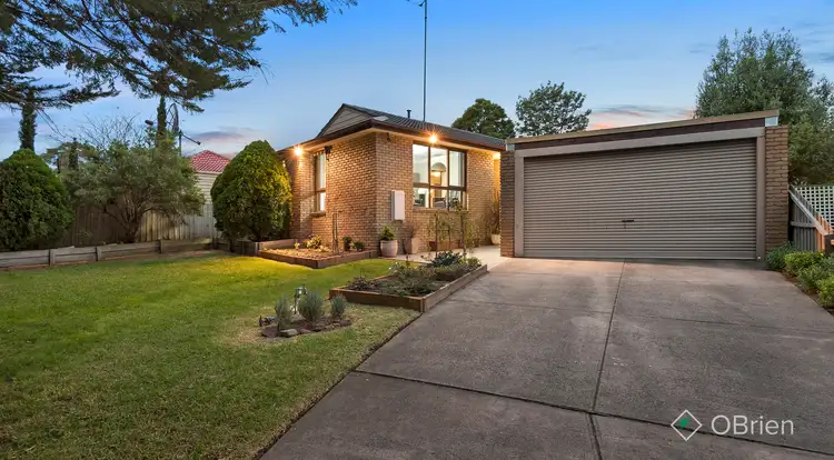 7 Rearden Close, Endeavour Hills VIC 3802