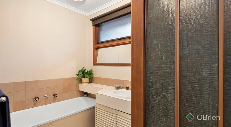Sixth view of Homely house listing, 7 Rearden Close, Endeavour Hills VIC 3802