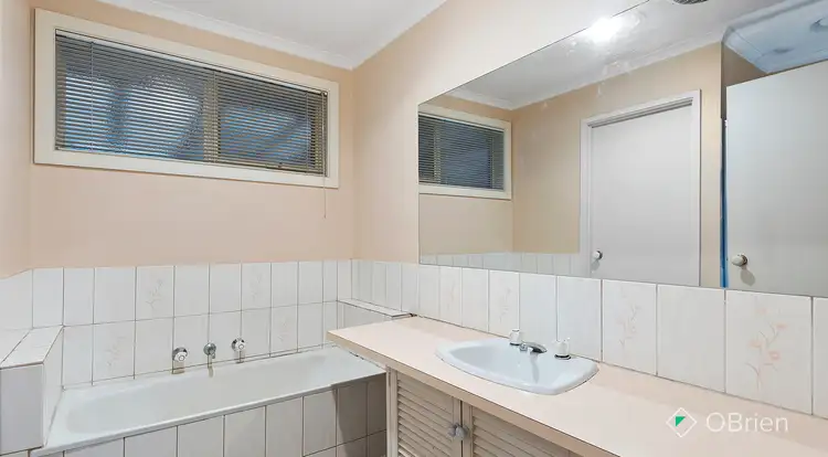 Fifth view of Homely house listing, 8 Rossiter Avenue, Endeavour Hills VIC 3802