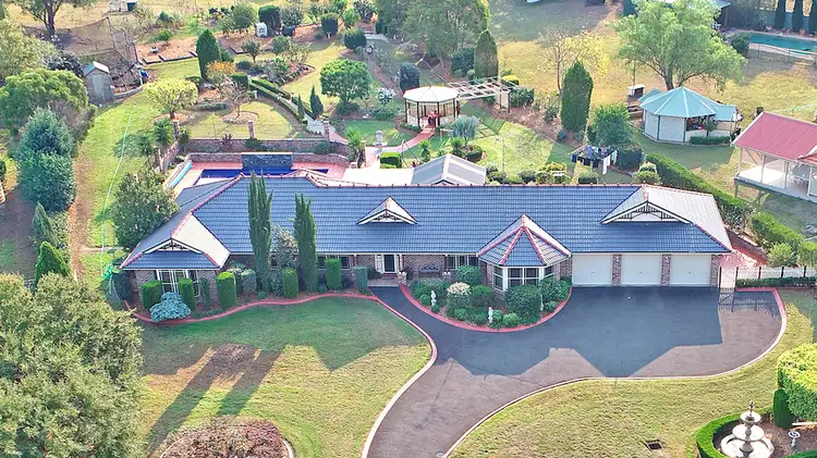 Fourth view of Homely house listing, 7 Willoughby Circuit, Grasmere NSW 2570