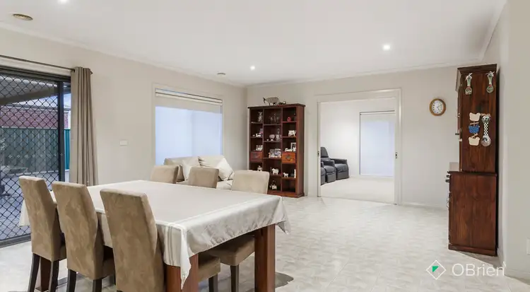 Fifth view of Homely house listing, 11 Galway Place, Cranbourne VIC 3977