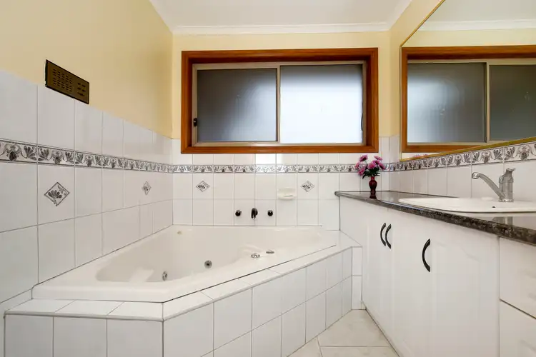 Fifth view of Homely house listing, 8 Law Court, South Morang VIC 3752