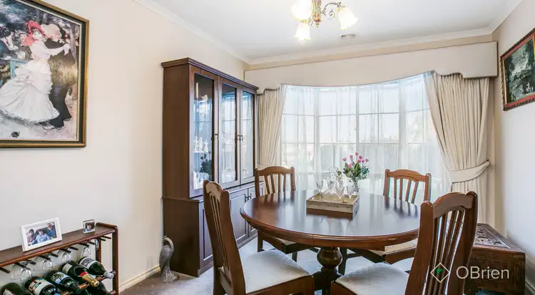 Fourth view of Homely house listing, 8 Furness Court, Berwick VIC 3806