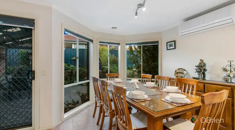 Sixth view of Homely house listing, 8 Furness Court, Berwick VIC 3806