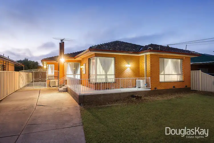 28 Bangerang Avenue, Sunshine North VIC 3020