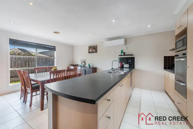 Fourth view of Homely house listing, 5 Higgs Circuit, Sunbury VIC 3429