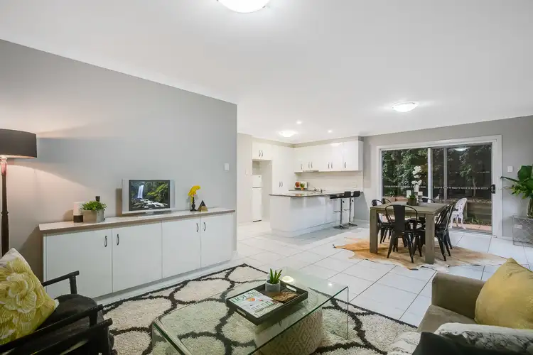 2/5 Messines Street, Harlaxton QLD 4350