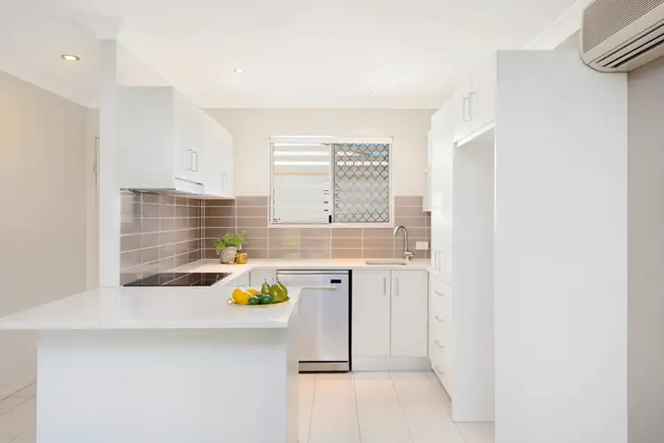Third view of Homely unit listing, 7/28 Lucinda Street, Taringa QLD 4068