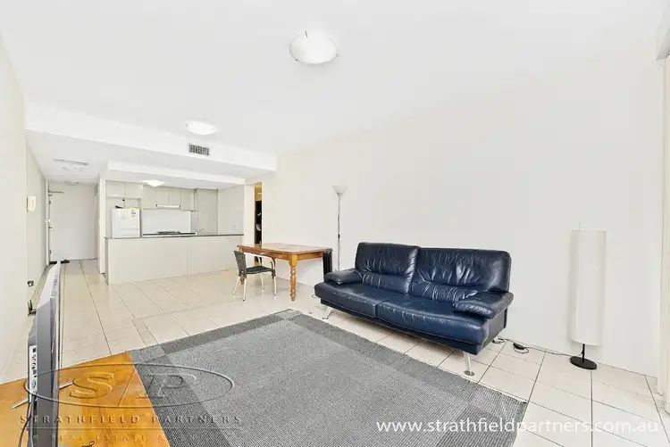 Third view of Homely apartment listing, 56/12 Regent Street, Chippendale NSW 2008