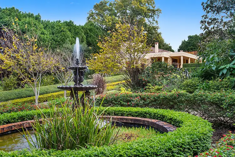 41 Wongawallan Road, Tamborine Mountain QLD 4272