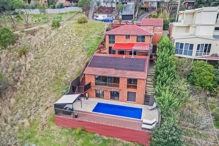 25 Riverside Avenue, Keilor VIC 3036