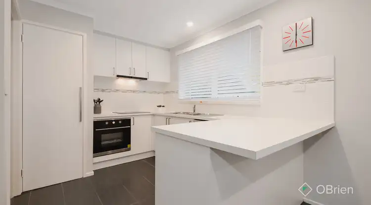 Sixth view of Homely house listing, 8 Adele Close, Narre Warren VIC 3805
