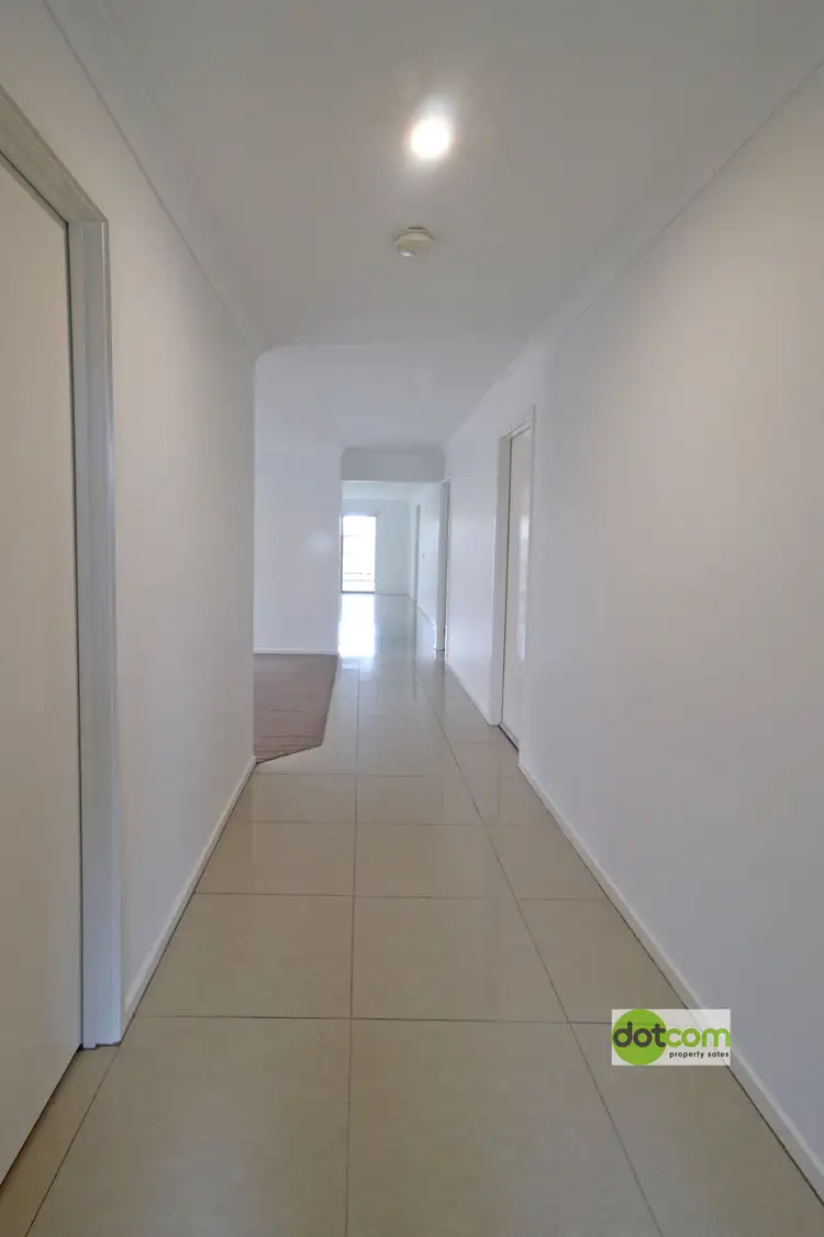 Sixth view of Homely house listing, 100 Mountainview Boulevard, Cranbourne North VIC 3977