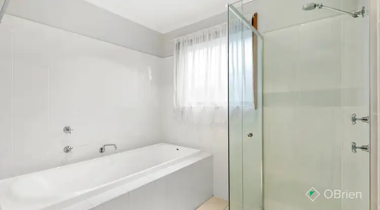 Fifth view of Homely house listing, 3 Newmill Close, Endeavour Hills VIC 3802