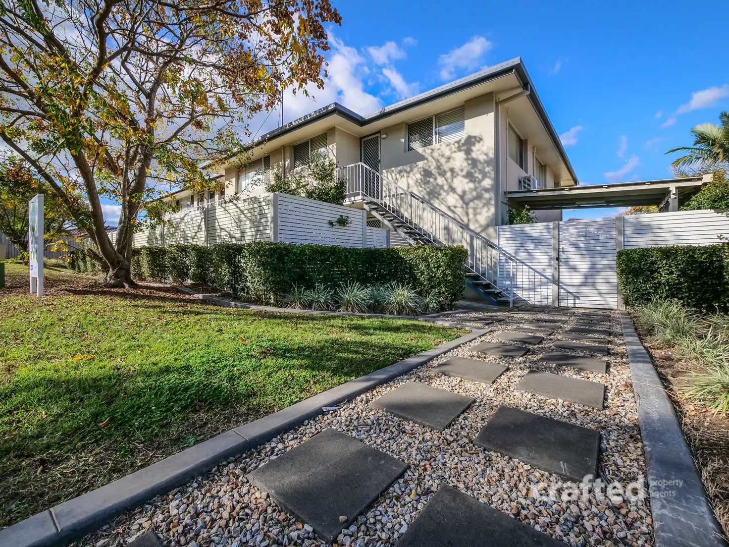 Main view of Homely unit listing, 1/3 Honeysuckle Street, Mansfield QLD 4122