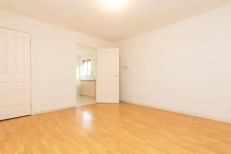 Sixth view of Homely house listing, 26 Waterdale Rise, Craigieburn VIC 3064
