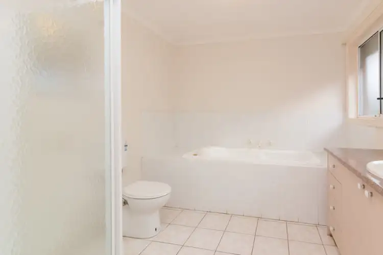 Seventh view of Homely house listing, 26 Waterdale Rise, Craigieburn VIC 3064