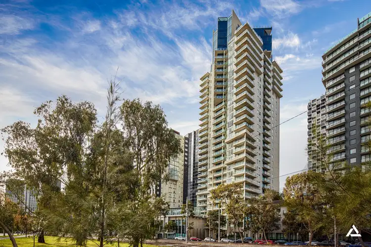 238/83 Whiteman Street, Southbank VIC 3006