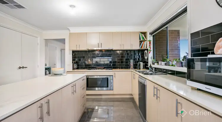 Fifth view of Homely house listing, 5 Berta Rise, Drouin VIC 3818