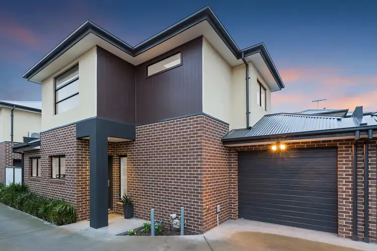 2/2 Alberta Street, West Footscray VIC 3012