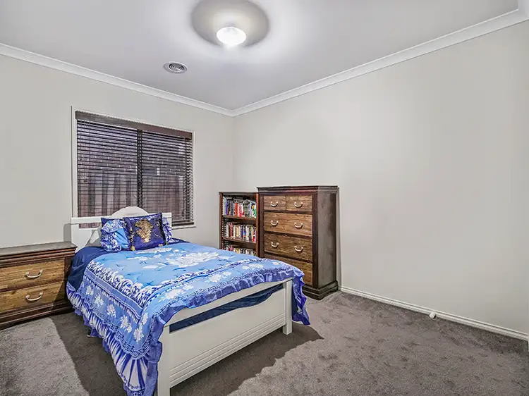 Seventh view of Homely house listing, 35 Quadrant Drive, Plumpton VIC 3335