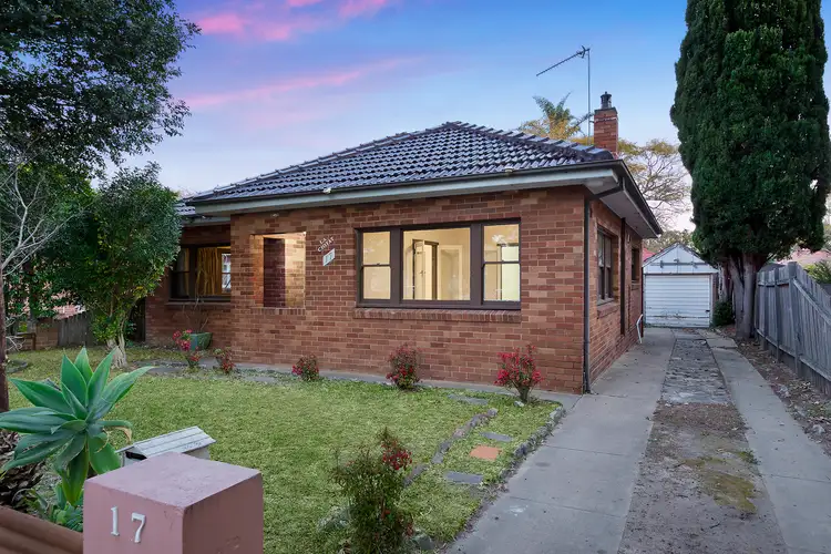 17 Lovett Street, Manly Vale NSW 2093