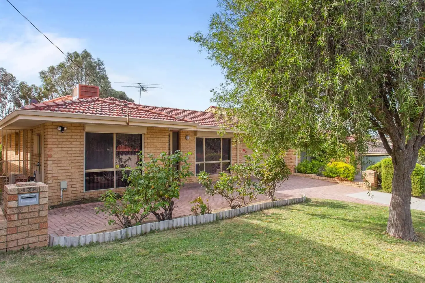 Main view of Homely house listing, 2/136 Gloucester Street, Victoria Park WA 6100