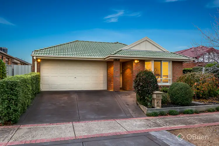 44 Broadhurst Way, Caroline Springs VIC 3023