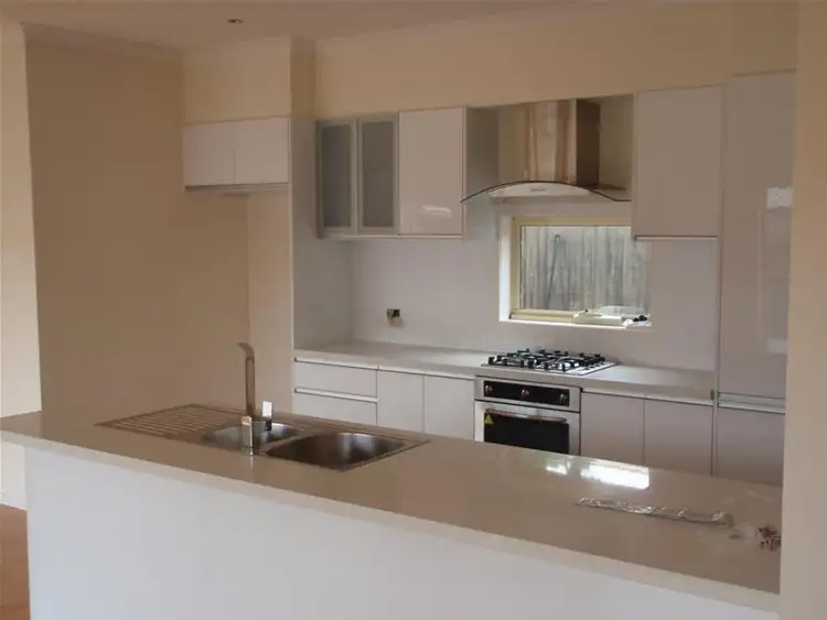 Second view of Homely unit listing, 2/20 Rowan Drive, Doveton VIC 3177