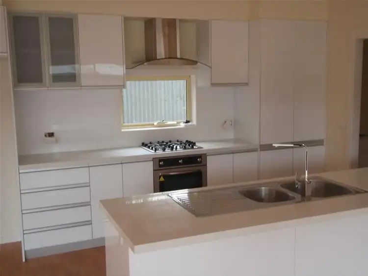 Third view of Homely unit listing, 2/20 Rowan Drive, Doveton VIC 3177