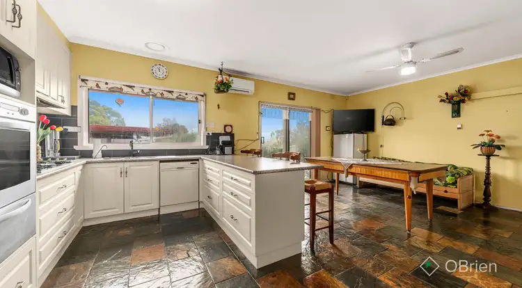 Fifth view of Homely house listing, 6 Forest Hill Close, Traralgon VIC 3844