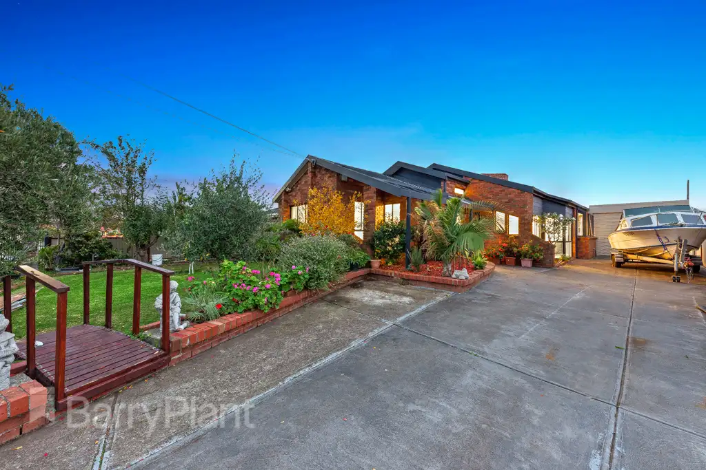 Main view of Homely house listing, 52 Galena Crescent, Kings Park VIC 3021