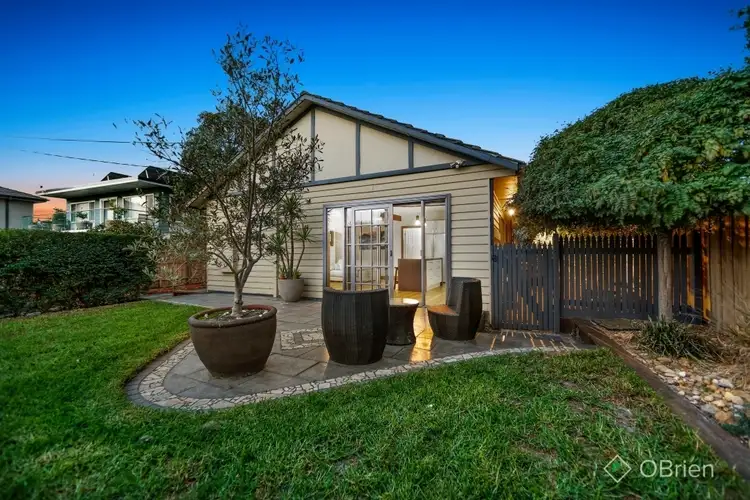 8 Nabilla Avenue, Seaford VIC 3198