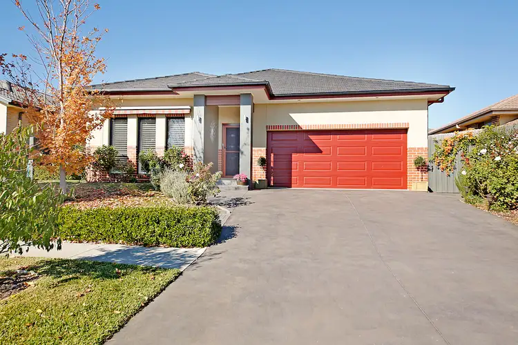 60 Adams Circuit, Elderslie NSW 2570