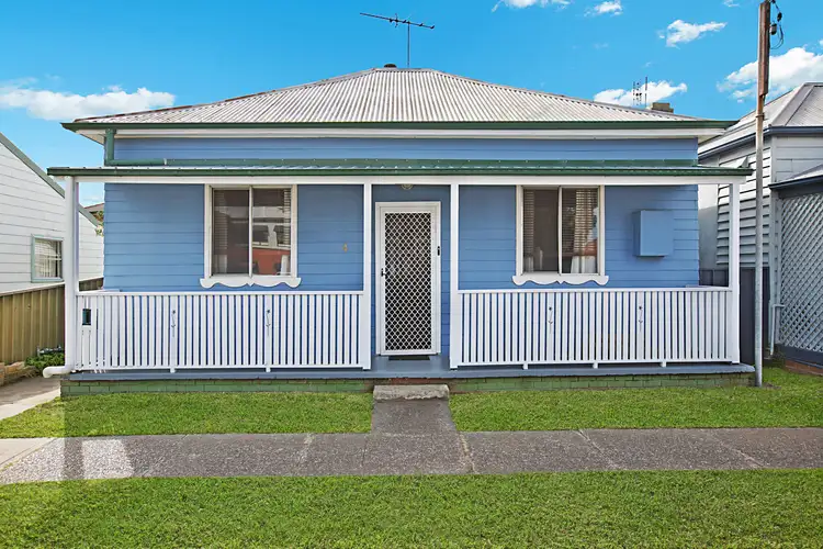 4 Young Road, Broadmeadow NSW 2292
