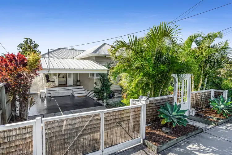 21 Daniel Street, Lota QLD 4179