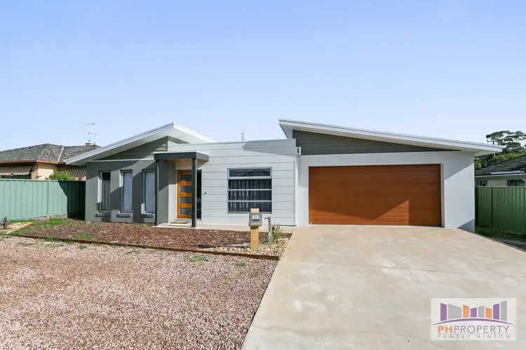 2a Wallaby Avenue, Kangaroo Flat VIC 3555