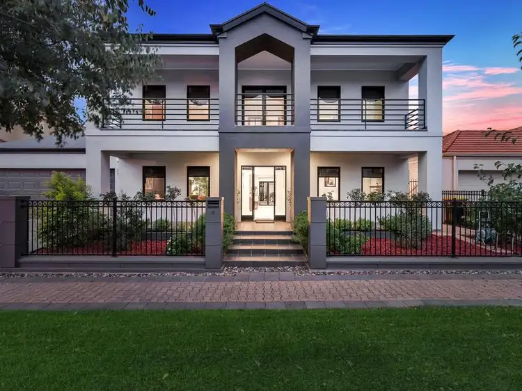 4 Baird Street, Mawson Lakes SA 5095