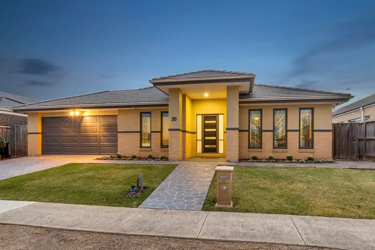 20 Wakefield Road, Taylors Hill VIC 3037