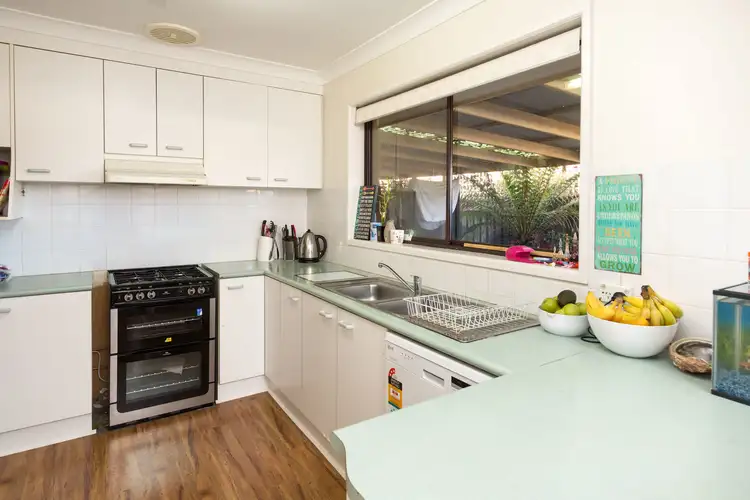 Second view of Homely house listing, 10 Sapphire Circuit, Wodonga VIC 3690