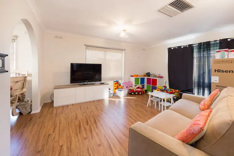Third view of Homely house listing, 10 Sapphire Circuit, Wodonga VIC 3690